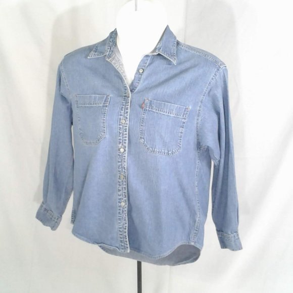 Light Chambray Button down women's long sleeve shirt (M) - Picture 6 of 7